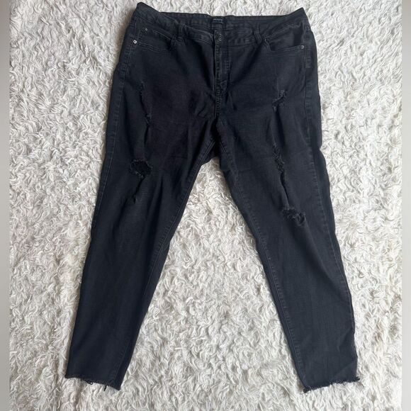 Venezia Women's Black Distressed Jeans Ankle Cropped Size 20 - Picture 1 of 5
